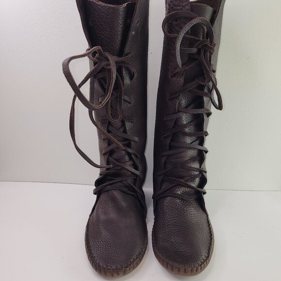 Vintage Handmade Leather Lace Tall High Moccasin (9 US) - Picture 2 of 11